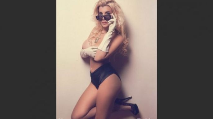 Charlotte Caniggia se desnudó para una producción de fotos