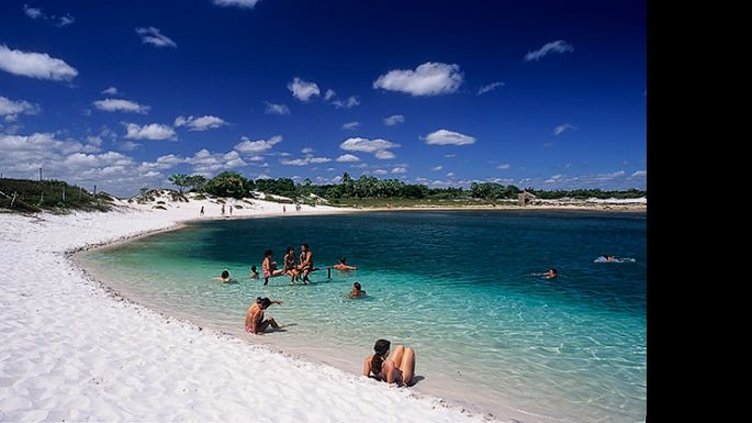 Uno de cada 2 argentinos elegirá Brasil este verano como destino turístico