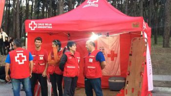 Bajo el estandarte de la "Actitud Humanitaria", la Cruz Roja Argentina inició su colecta anual