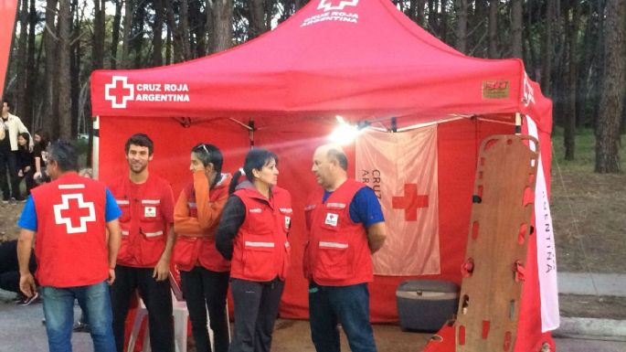 Bajo el estandarte de la "Actitud Humanitaria", la Cruz Roja Argentina inició su colecta anual