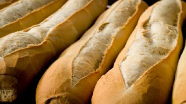 El Gobierno asegura que los precios del pan y harinas se retrotraerán a niveles de febrero