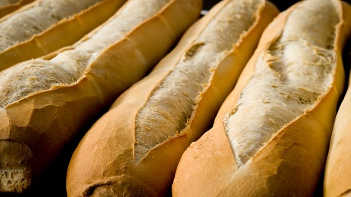 El Gobierno asegura que los precios del pan y harinas se retrotraerán a niveles de febrero