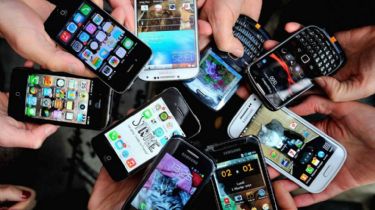 Hay 12 millones de líneas de celulares que podrían ser bloqueadas