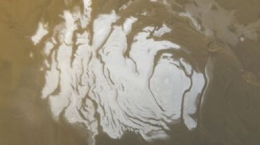 Descubren un lago subterráneo de agua líquida en Marte