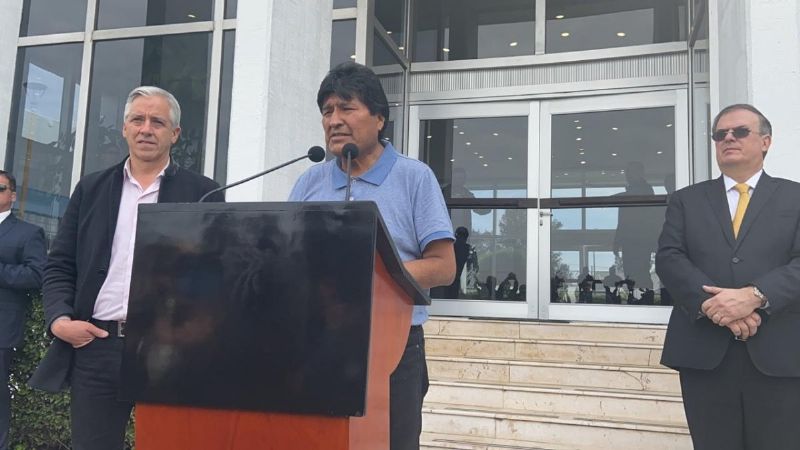 Evo Morales llegó a México: "Mientras tenga vida seguirá la lucha"