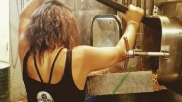 Llega a Necochea “Alfonsina”, la cerveza artesanal benéfica que homenajea a mujeres de la Costa Atlántica