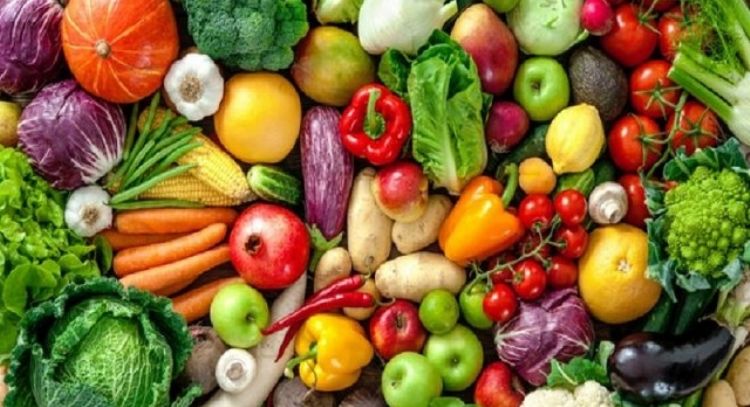 Informe de CAME: Las frutas y verduras cuestan tres veces más en la góndola que en el campo
