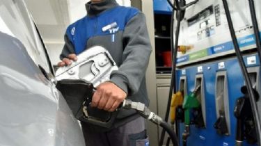 YPF volvió a subir el precio de los combustibles: La nafta Premium se vende a $73,18