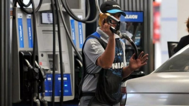 Falta de combustible: YPF importará 250 millones de litros de gasoil