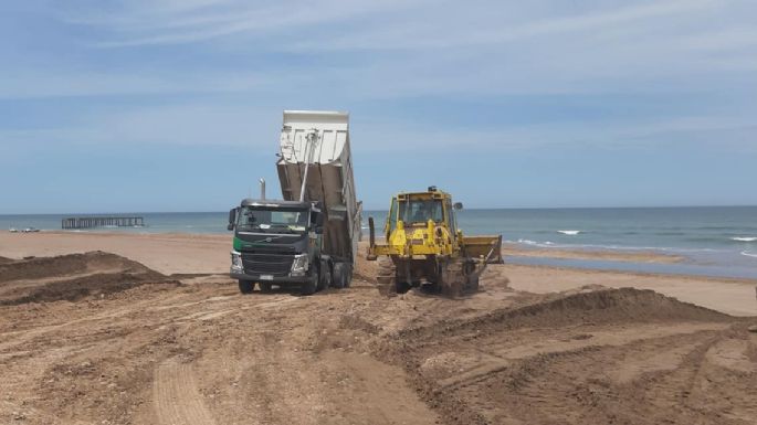 Entoscan las bajadas para 4x4 y mejoran la transitabilidad de la Avenida 2 hacia el Parque Eólico