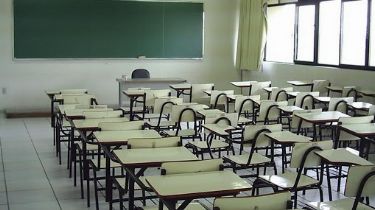 El gobierno analiza cambiar el horario de ingreso a las escuelas para la salida de la cuarentena