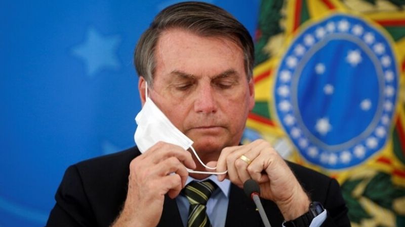 Bolsonaro reveló que tiene síntomas de Coronavirus y que está tomando hidrocloroquina