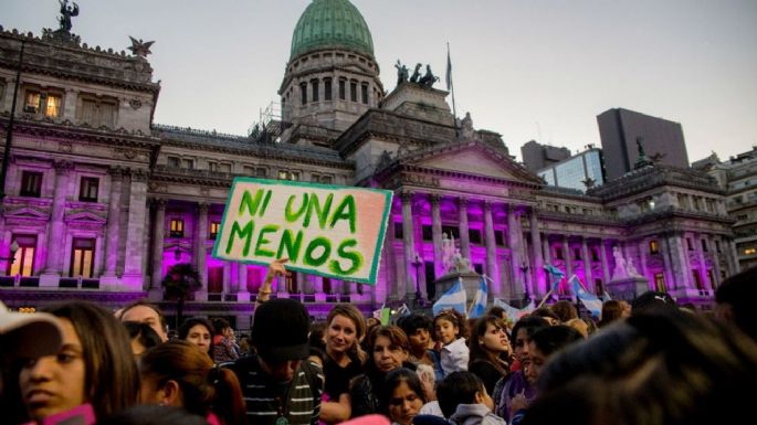 Derechos de las mujeres retroceden en la Argentina de MIlei