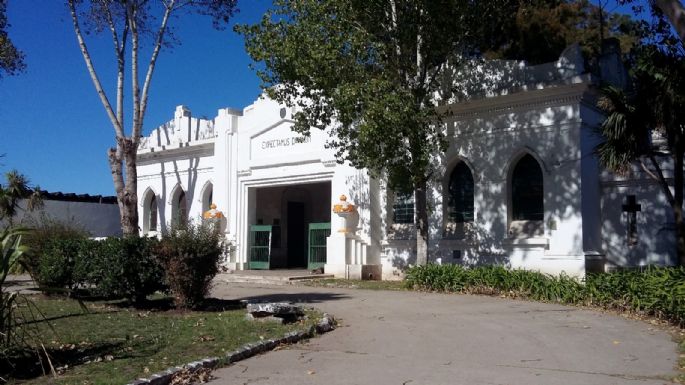 Paro en el Cementerio Municipal: No cobran extras desde diciembre