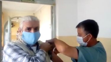 Vacunaron contra el Covid-19 a 158 abuelos y 30 trabajadores del Hogar Raimondi