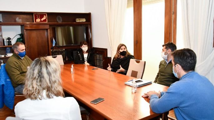 Guiño al votante PRO: Rojas recibió a "padres autoconvocados" por las clases presenciales