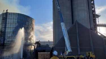 Se incendió un silo de la planta Renova
