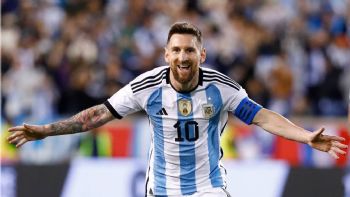 Messi, el hombre récord: Se convirtió en el futbolista más ganador de la historia con 43 títulos
