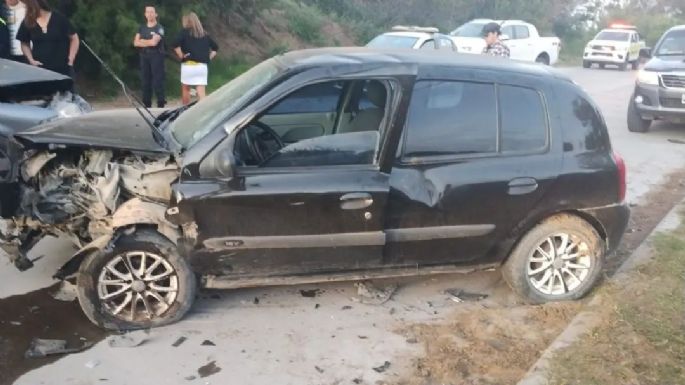 Murió una mujer y hubo cuatro heridos en un accidente en la Avenida 2