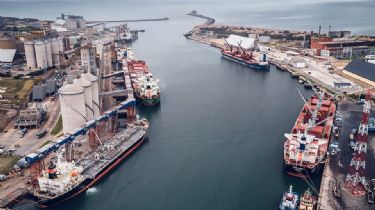 Axel Kicillof: “Los puertos bonaerenses representan nuestra conexión con el mundo”