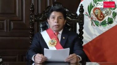 Destituyen y detienen al presidente de Perú después de que disolviera el Congreso y anunciara un "gobierno de excepción"