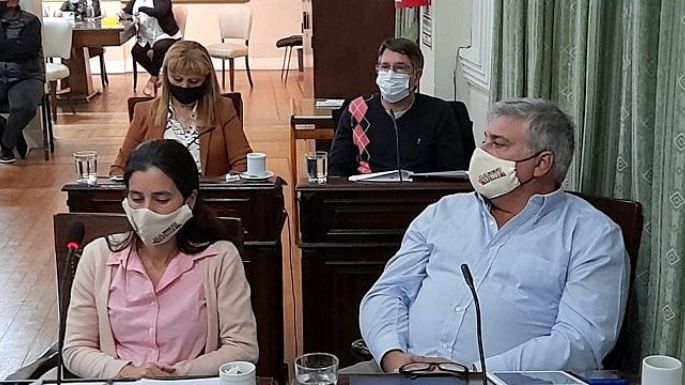 #MaceiroDevolvéLaBanca: Duro comunicado de la ACT contra la concejal que se robó un escaño en el HCD