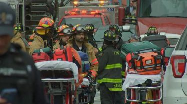 Imágenes sensibles: Varios heridos tras un tiroteo en el metro de Nueva York
