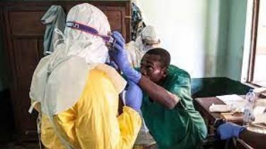 Ahora, el ébola: Aparecieron casos en Congo y la OMS pide “esfuerzos urgentes” para evitar la transmisión a otros países