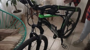 Final feliz: La dueña de la bicicleta robada y vendida 2 veces pudo recuperarla
