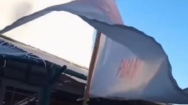 Ola de frío en provincia de Buenos Aires: La helada congeló una bandera