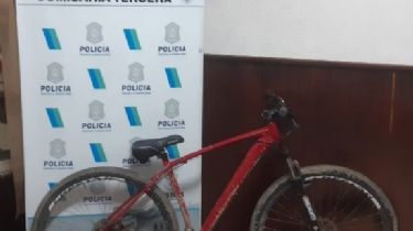 Recuperaron una bicicleta y un celular que habían sido robados