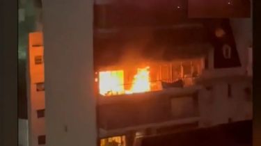 Videos: Cinco muertos, tres de ellos menores, por un incendio de un edificio en Recoleta