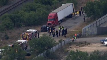 Encontraron a 46 migrantes muertos en un camión abandonado en Texas: “Murieron por agotamiento y exceso de calor”