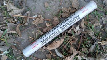 Alerta en Quequén: Encontraron un tubo de fosfuro de aluminio en la vereda del CEF 76
