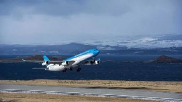 Aterrizaje de emergencia de un avión de aerolíneas Argentinas por amenaza de bomba