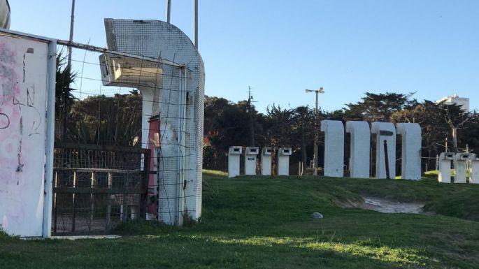 Improvisación en el Casino: Piden fondos al HCD para lavarle la cara al abandono