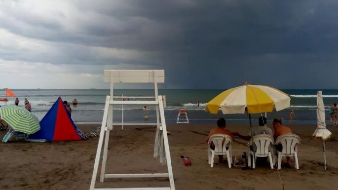 Lluvias, granizo y viento: Alerta naranja y amarilla en toda la Provincia de Buenos Aires ¿Cómo afecta a Necochea?