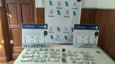 Narcotráfico en Tres Arroyos: Hallaron 195.000 dólares en un allanamiento