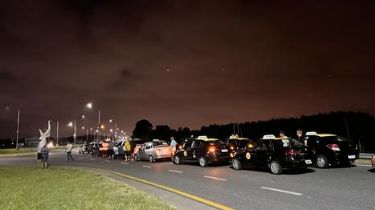 Taxistas y remiseros de Mar del Plata cortan la Autovía 2
