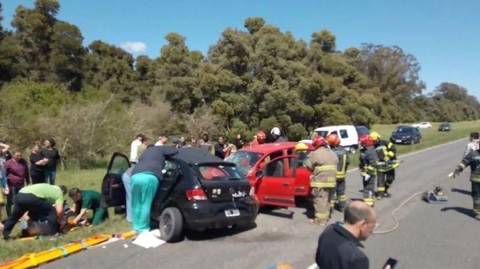 Trágico fin de semana en la Ruta 11: Accidente fatal deja tres muertos y tres heridos