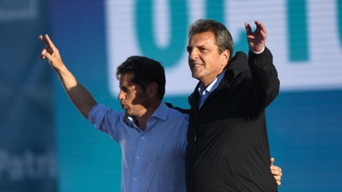 Kicillof llama a la unidad nacional y a votar por Massa en cierre de campaña