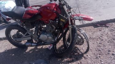 Choque de motos en Avenida Circunvalación: Un joven de 22 años lucha por su vida