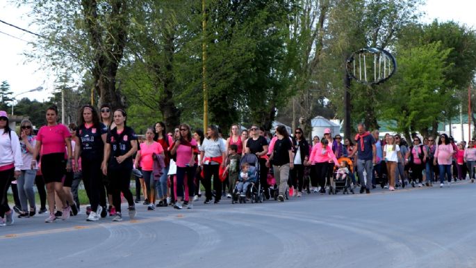 Caminata en San Cayetano por el Día Mundial de la Lucha contra el Cáncer de Mama