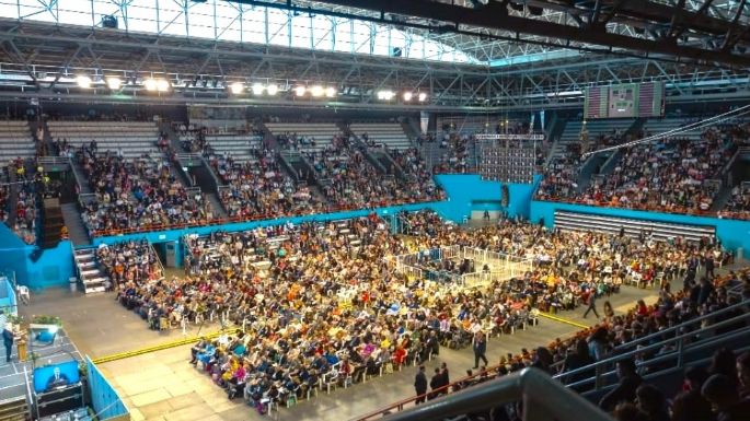 Más de 700 testigos de Jehová necochenses viajaron a Mar del Plata para su convención anual