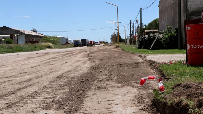 San Cayetano comenzó la pavimentación de una nueva avenida
