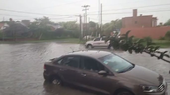 Fuerte granizada en Necochea: Anegamientos y algunos destrozos