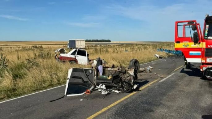 Fuerte choque en la Ruta 85 entre un camión y un auto que venía para Necochea: Dos muertos y el camionero positivo de alcohol