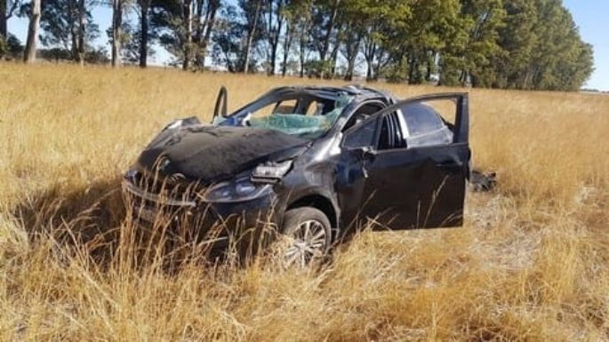 Volcó un auto en la Ruta 3 cerca de Tres Arroyos