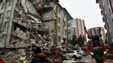 Un potente terremoto provocó la devastación en Turquía y Siria: Más de 1.800 muertos y cientos de heridos