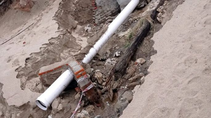 Playa de Quequén: El desastre del desagüe en la Hélice que taparon con arena